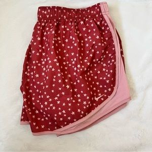 Nike Women’s running shorts-NEW